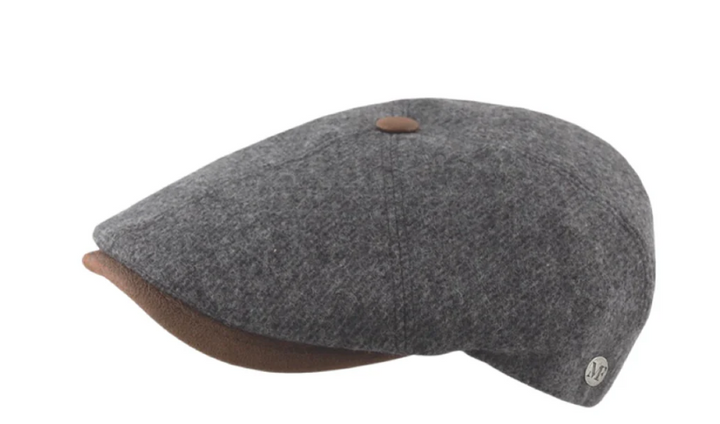 Virgin Wool Flat Cap with leather trim - M By Flechet