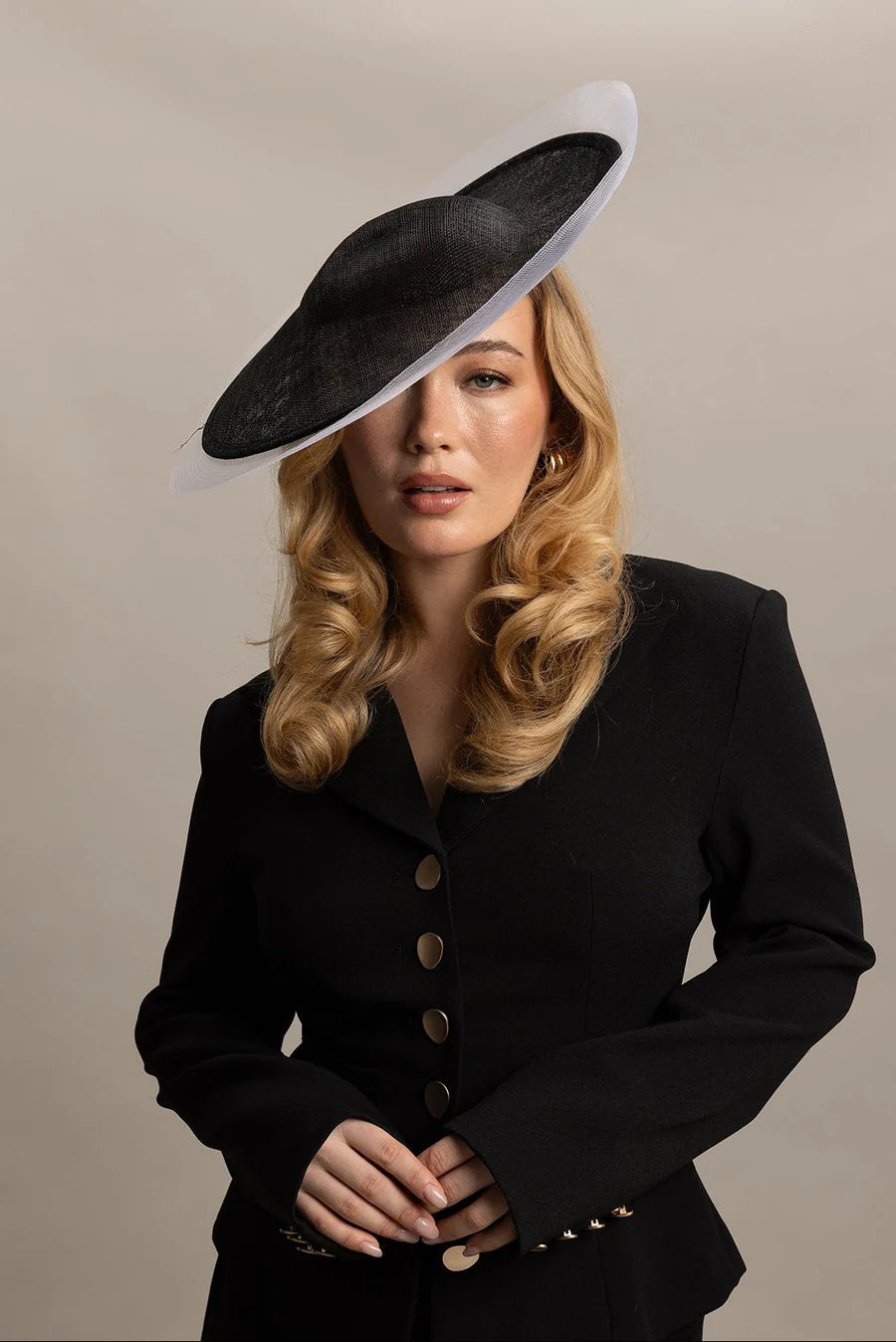 Vivienne Plate Hat