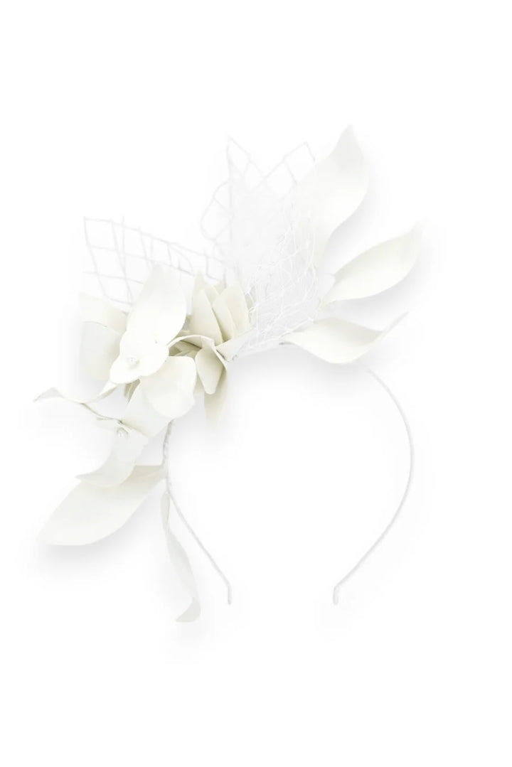 Dulcie Fascinator White