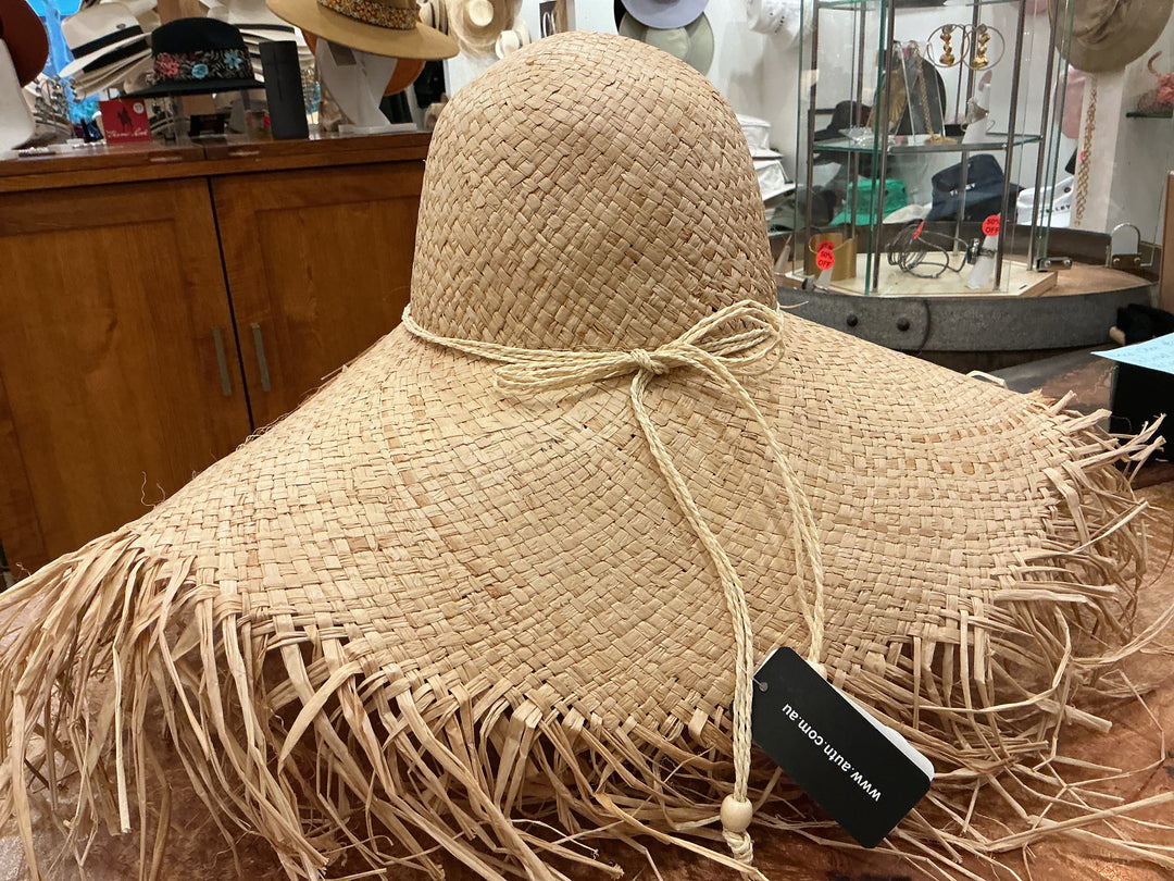 Raw edge Wide Brim Raffia Hat by Autn