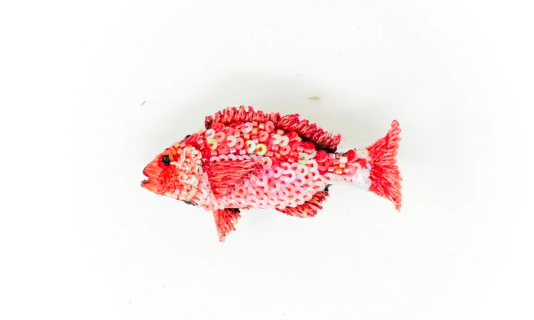 Trovelore Brooches