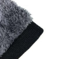 Beanie with pompom and fleece lining