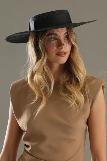 Lucia Veil Headpiece Black