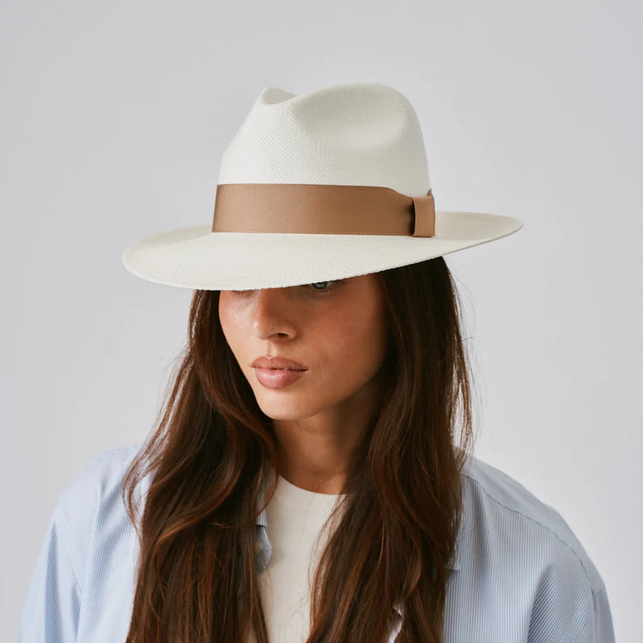 Camilo Panama - Classic