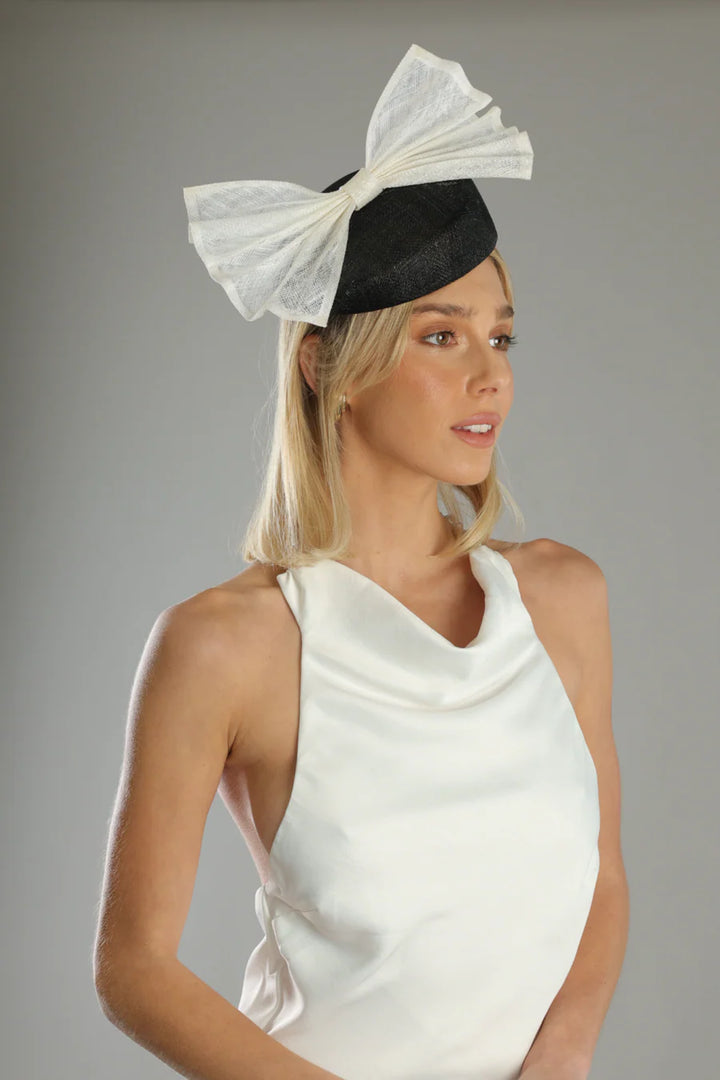 Patricia Fascinator - Black & White